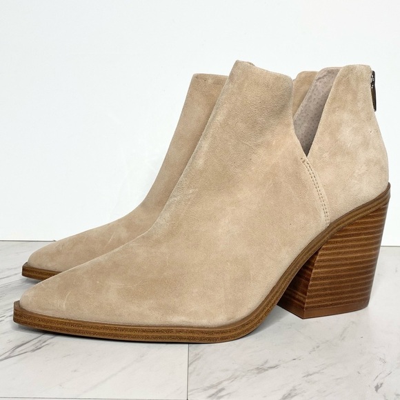 Vince Camuto Gigietta Tan Suede Bootie 11M - Picture 1 of 15